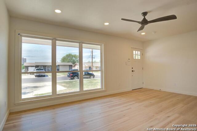 Listing photo id 6 for 1514 Arroya Vista