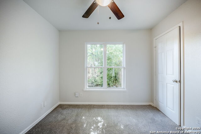 Listing photo id 16 for 526 Radiance