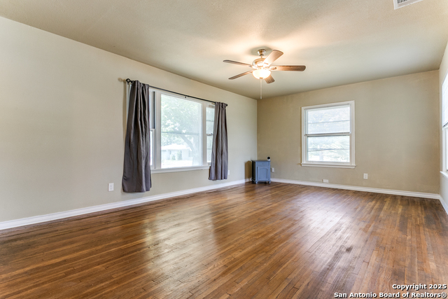 Image 8 of 25 For 231 Sutton  