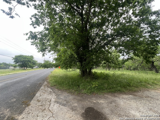 Listing photo id 1 for 0 School St & San Antonio