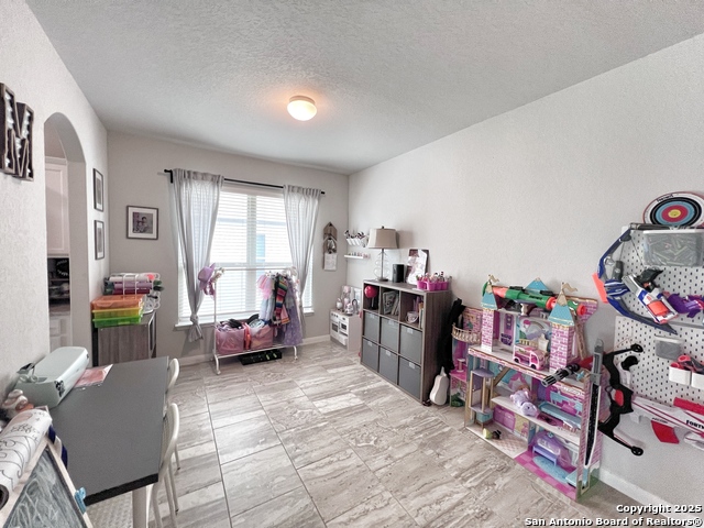 Image 14 of 28 For 6807 Comanche Post