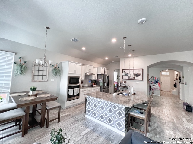 Image 21 of 28 For 6807 Comanche Post