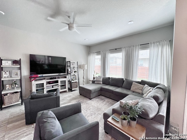 Image 4 of 28 For 6807 Comanche Post
