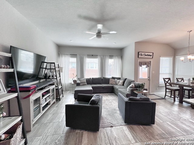 Image 5 of 28 For 6807 Comanche Post