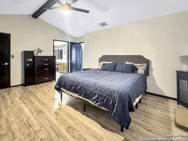 Listing photo id 11 for 13615 Scarsdale