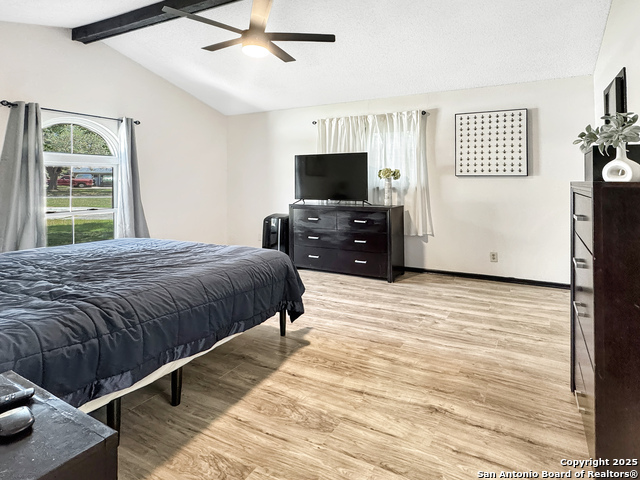 Listing photo id 12 for 13615 Scarsdale
