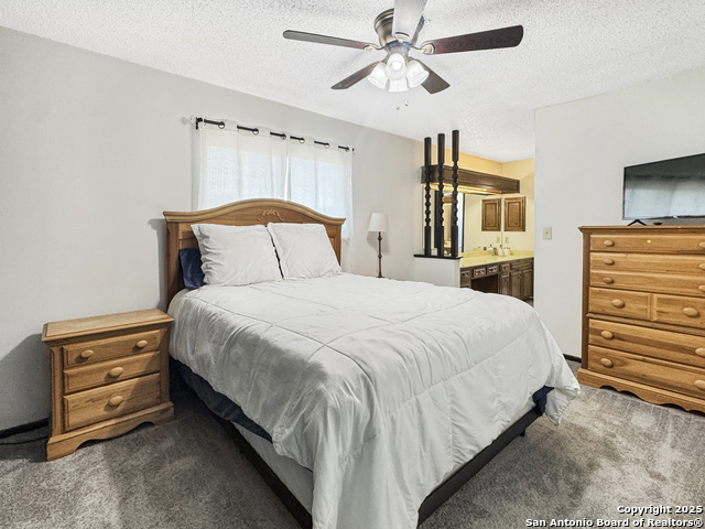 Listing photo id 14 for 13615 Scarsdale