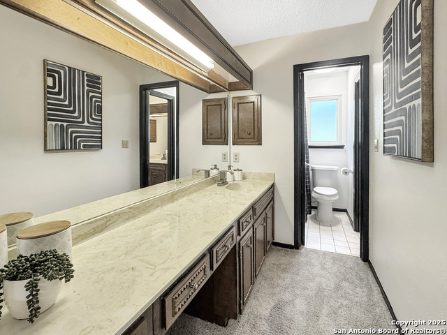 Listing photo id 15 for 13615 Scarsdale