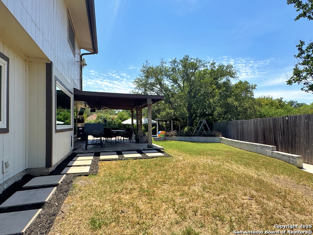 Listing photo id 26 for 13615 Scarsdale