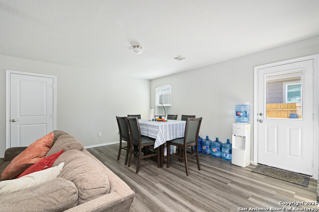 Listing photo id 9 for 8447 Cassia Cv