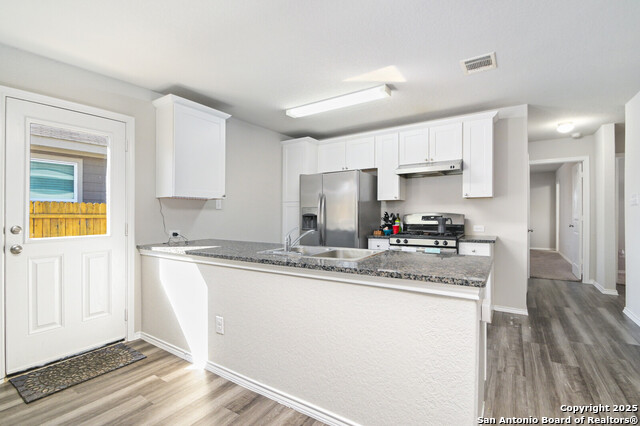Listing photo id 3 for 8447 Cassia Cv