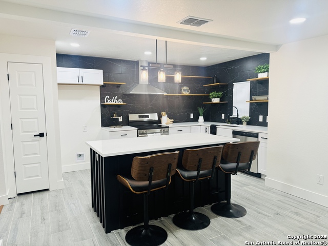 Image 8 of 29 For 123 Marchmont