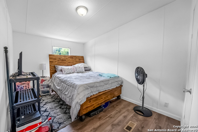 Image 23 of 24 For 4590 Sir Arthur Way