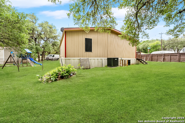 Image 9 of 24 For 4590 Sir Arthur Way