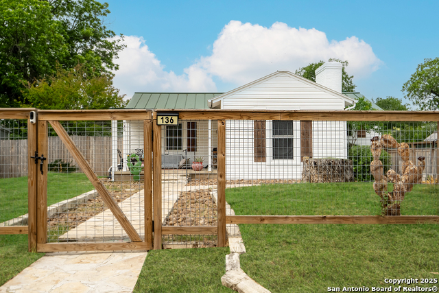 Details for 136 John Page, San Antonio, TX 78228