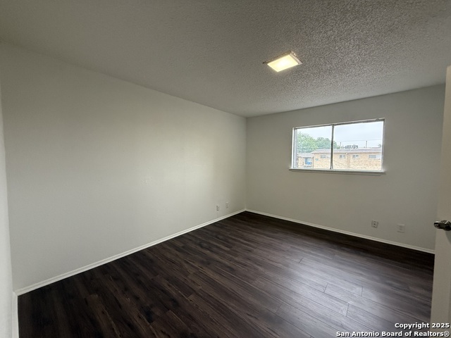 Image 7 of 9 For 223 Sprucewood  B