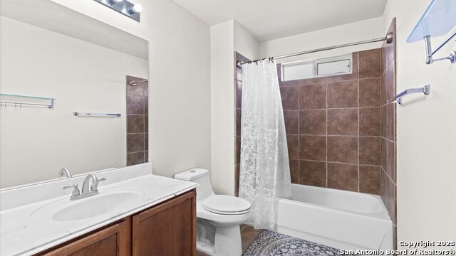 Image 21 of 31 For 8818 Ash Meadow