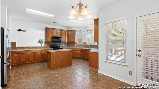 Image 9 of 31 For 8818 Ash Meadow