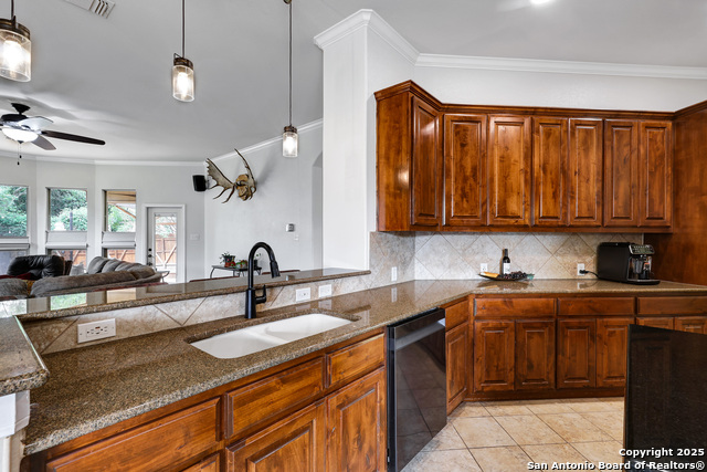 Image 15 of 49 For 9602 French Stone