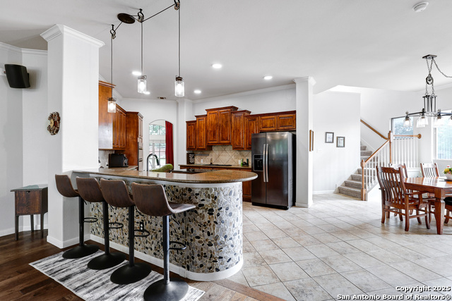 Image 3 of 49 For 9602 French Stone