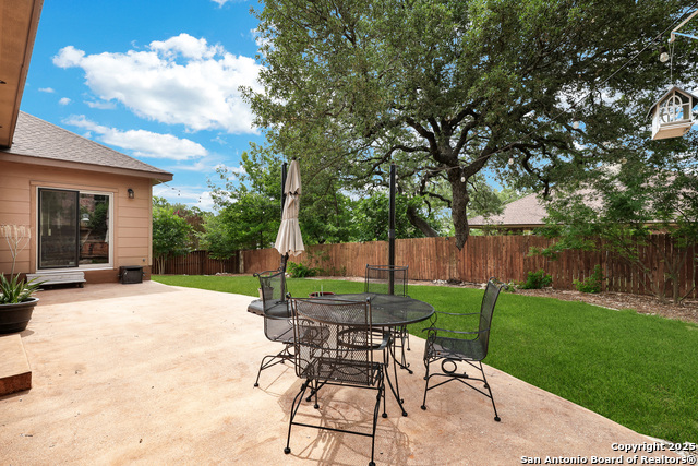 Image 36 of 49 For 9602 French Stone