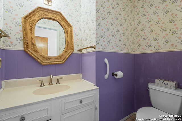 Listing photo id 18 for 8535 Norwich
