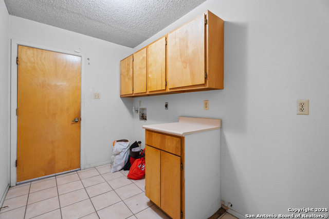 Listing photo id 20 for 8535 Norwich