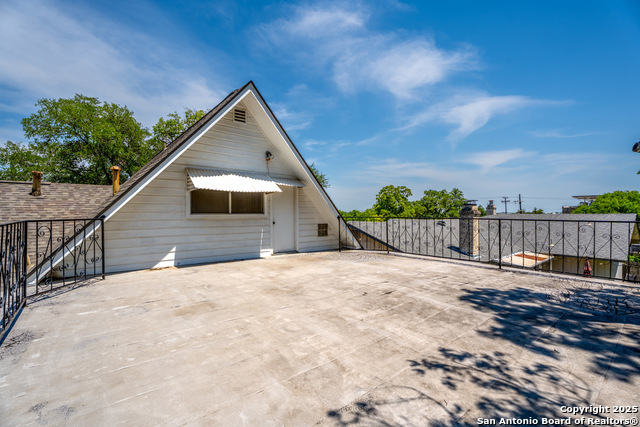 Listing photo id 22 for 8535 Norwich