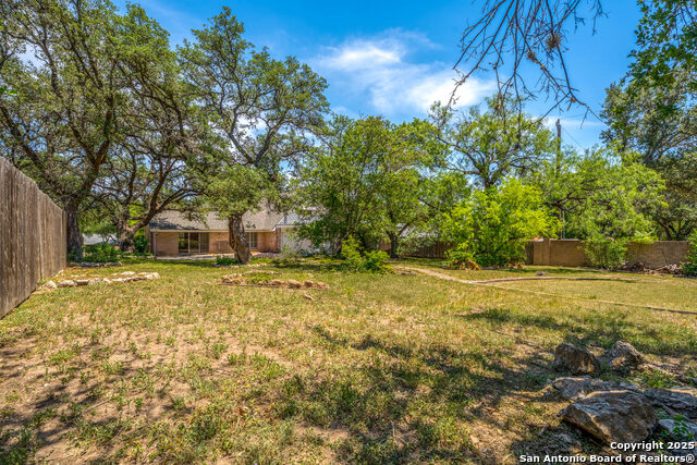 Listing photo id 26 for 8535 Norwich