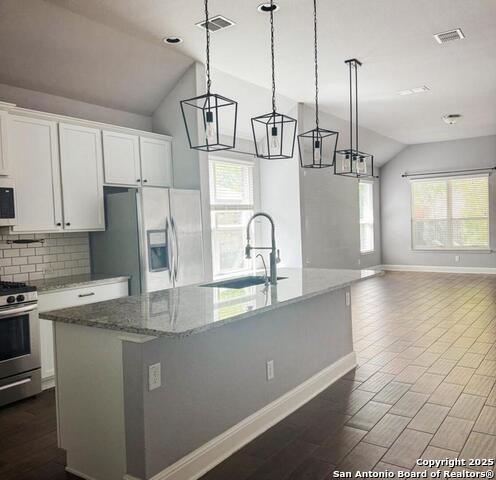 Image 3 of 27 For 5822 Calaveras Way