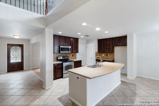 Image 6 of 29 For 7326 Concerto Dr