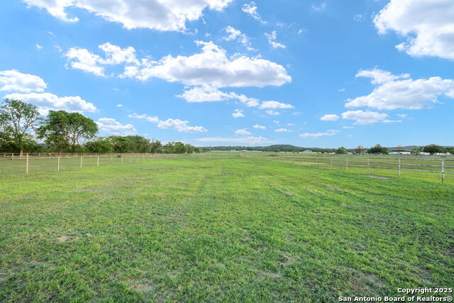 Image 22 of 42 For 25 Zoeller Ln.