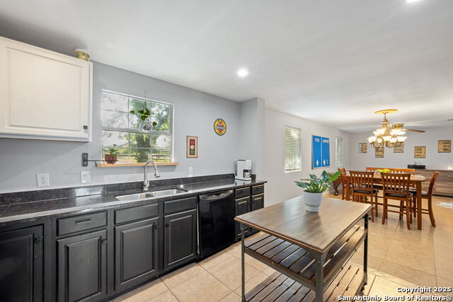 Image 30 of 42 For 25 Zoeller Ln.