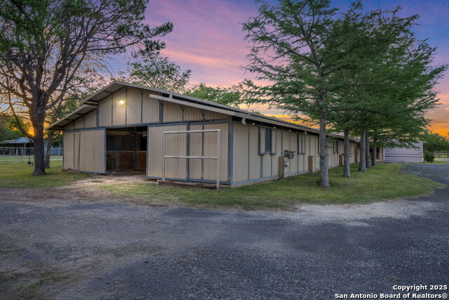 Image 5 of 42 For 25 Zoeller Ln.