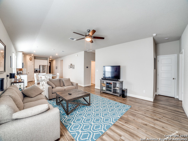 Listing photo id 8 for 3075 Mondavi Crest