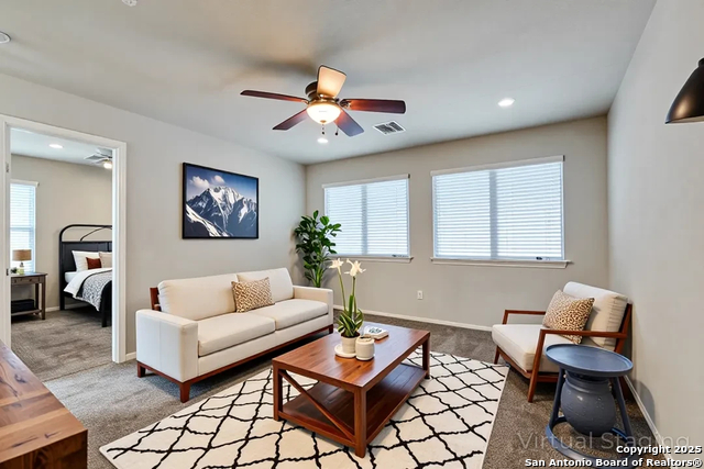 Image 7 of 16 For 9011 Acorn Forest Dr