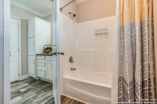 Image 23 of 50 For 6990 Elm Creek