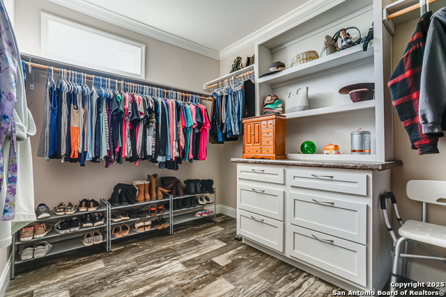 Image 27 of 50 For 6990 Elm Creek