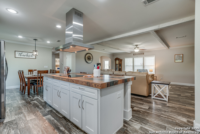 Image 3 of 50 For 6990 Elm Creek