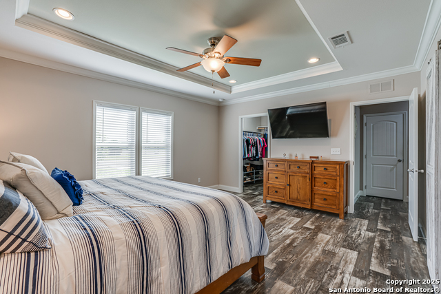 Image 33 of 50 For 6990 Elm Creek