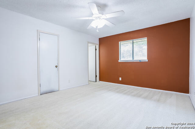 Listing photo id 20 for 10503 Luzon Dr
