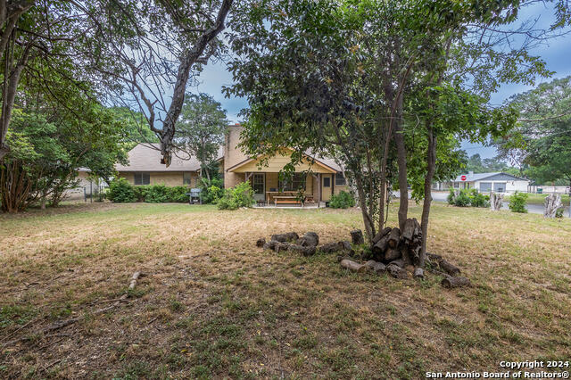 Listing photo id 1 for 10503 Luzon Dr