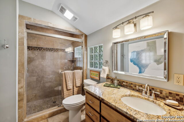 Image 15 of 24 For 261 Fair Oaks