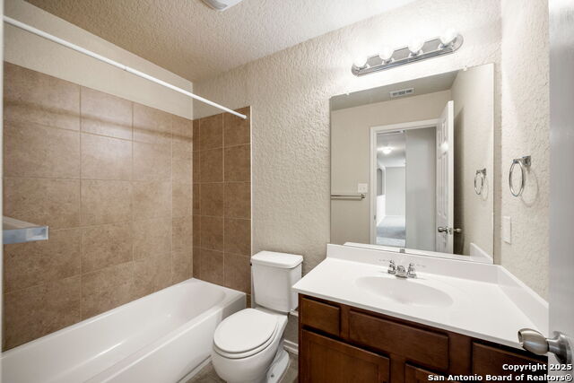 Listing photo id 28 for 10438 Sun Mill
