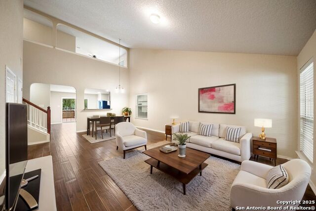 Listing photo id 4 for 10438 Sun Mill