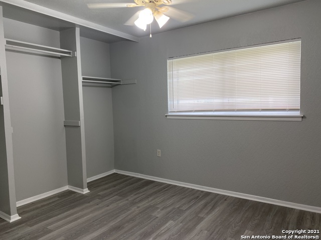 Image 11 of 18 For 12421 Trailing Oaks St