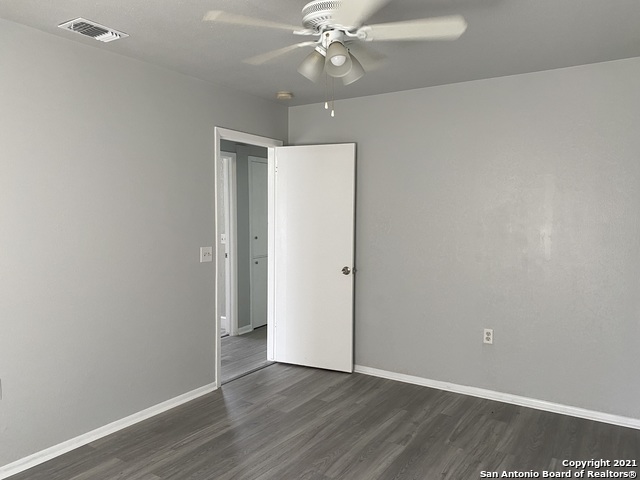 Image 15 of 18 For 12421 Trailing Oaks St