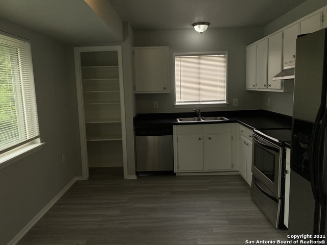 Image 8 of 18 For 12421 Trailing Oaks St