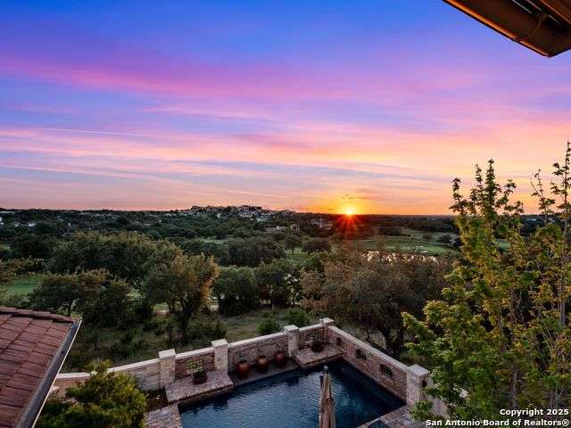 Image 16 of 100 For 52 Oakland Hills