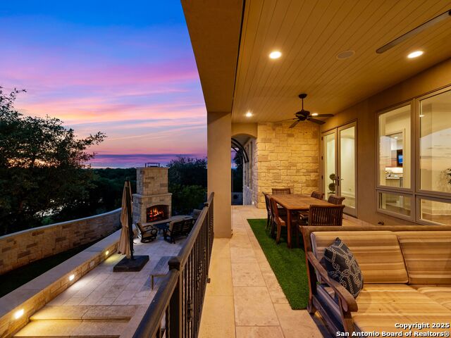 Image 17 of 100 For 52 Oakland Hills